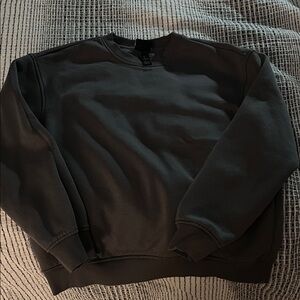 Men's Gray Crew Neck Sweatshirt